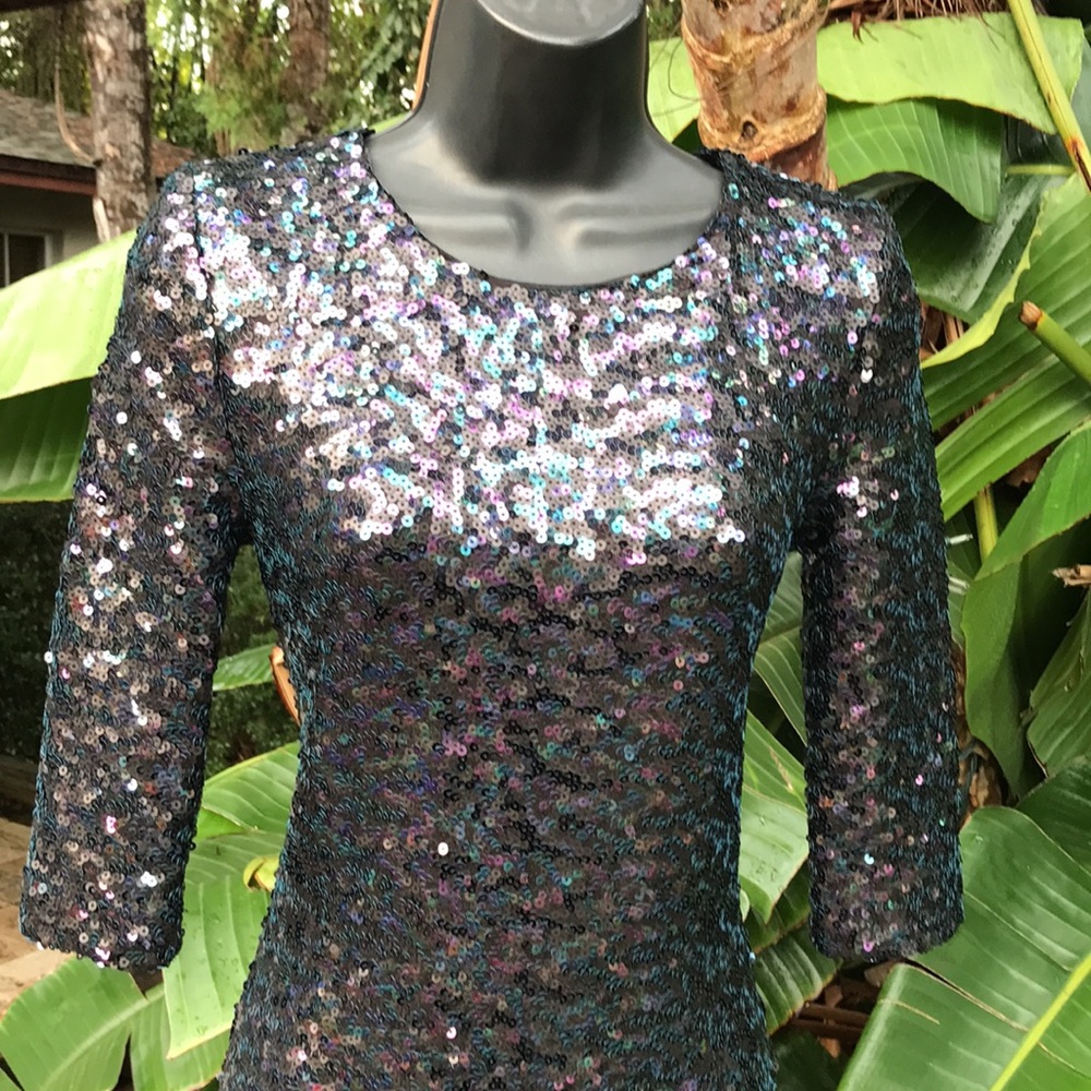 Little black sequin dress - Picture 3 of 10